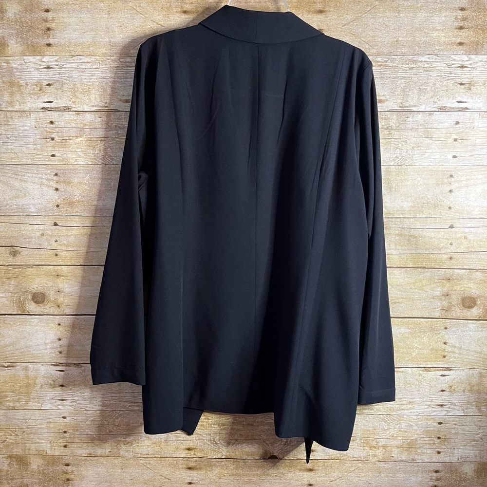 Studio by Torrid Open Front Black Lined Suit Jacket Shawl Collar NWOT Size 2X - Picture 3 of 5